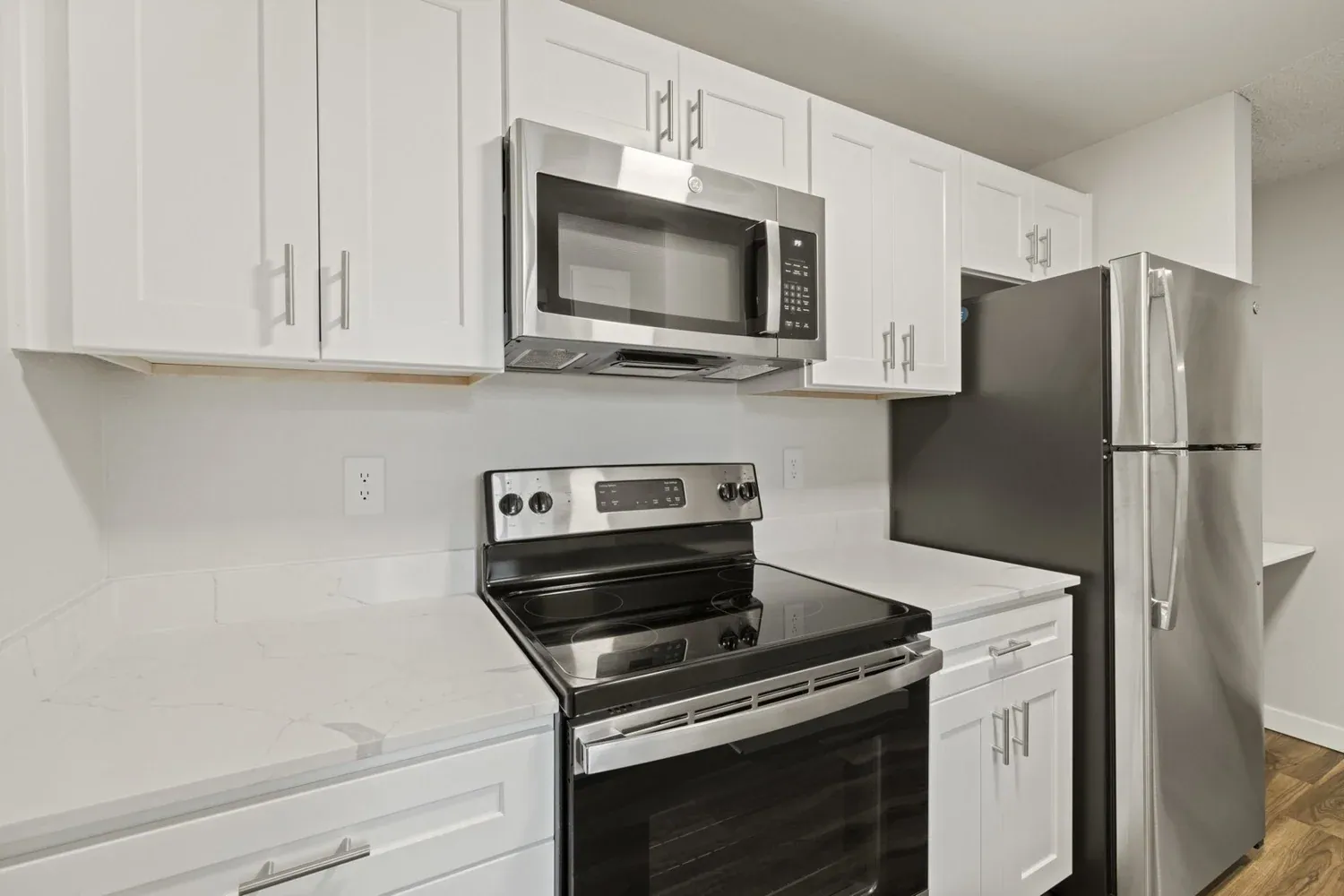 James Apartments in Lakewood, Washington: interior and community detail 4