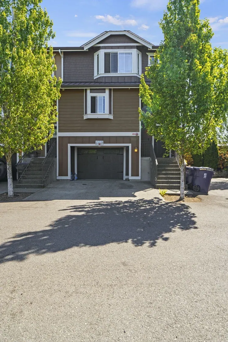 Junett Townhomes in South Tacoma, Washington: interior and community detail 1
